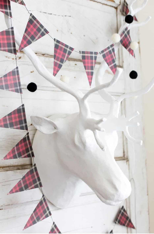 Flannel Plaid Christmas Pennant Banner - Scotch Plaid