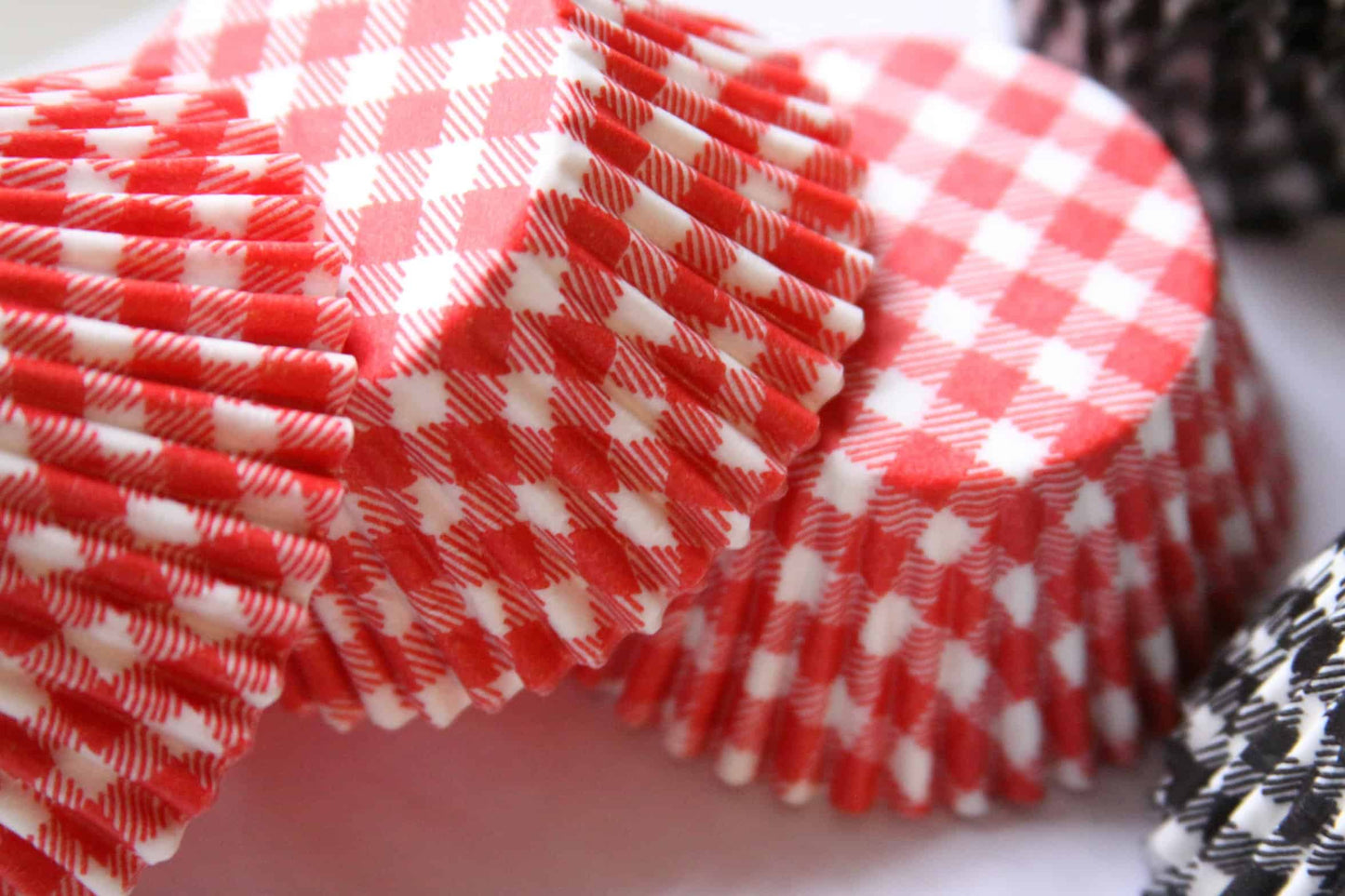 Gingham cupcake wrappers for an I do bbq or baby q