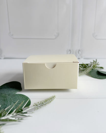 4*4*2 Donut Boxes Set 10 - Ivory