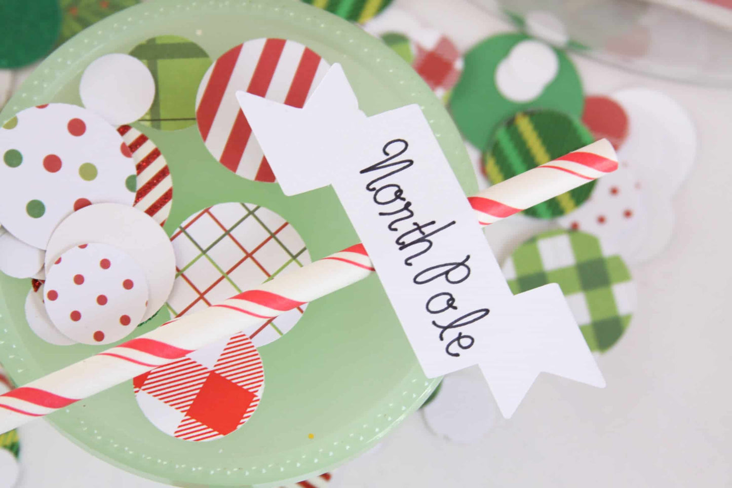 North Pole Cupcake Toppers & Straws